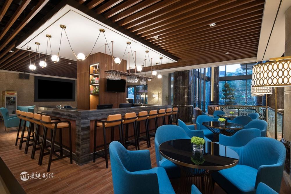 Ramada By Wyndham Pudong 4*