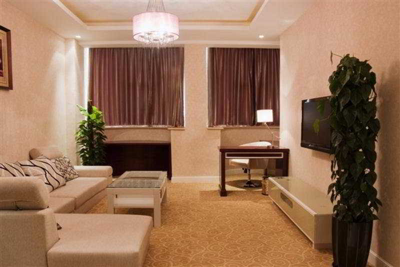 Hotel Ramada By Wyndham Pudong