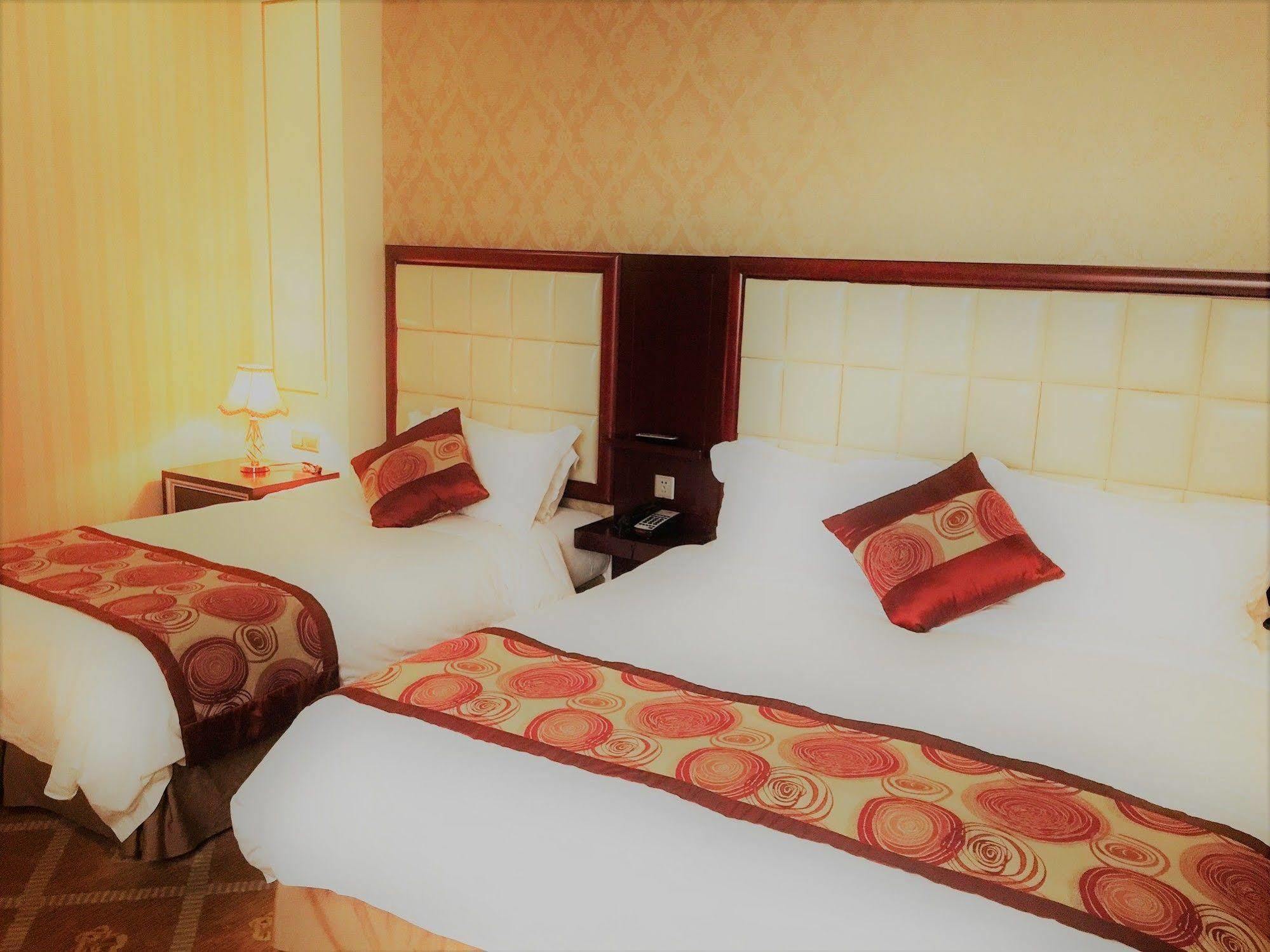 Ramada By Wyndham Pudong Hotel Shanghai
