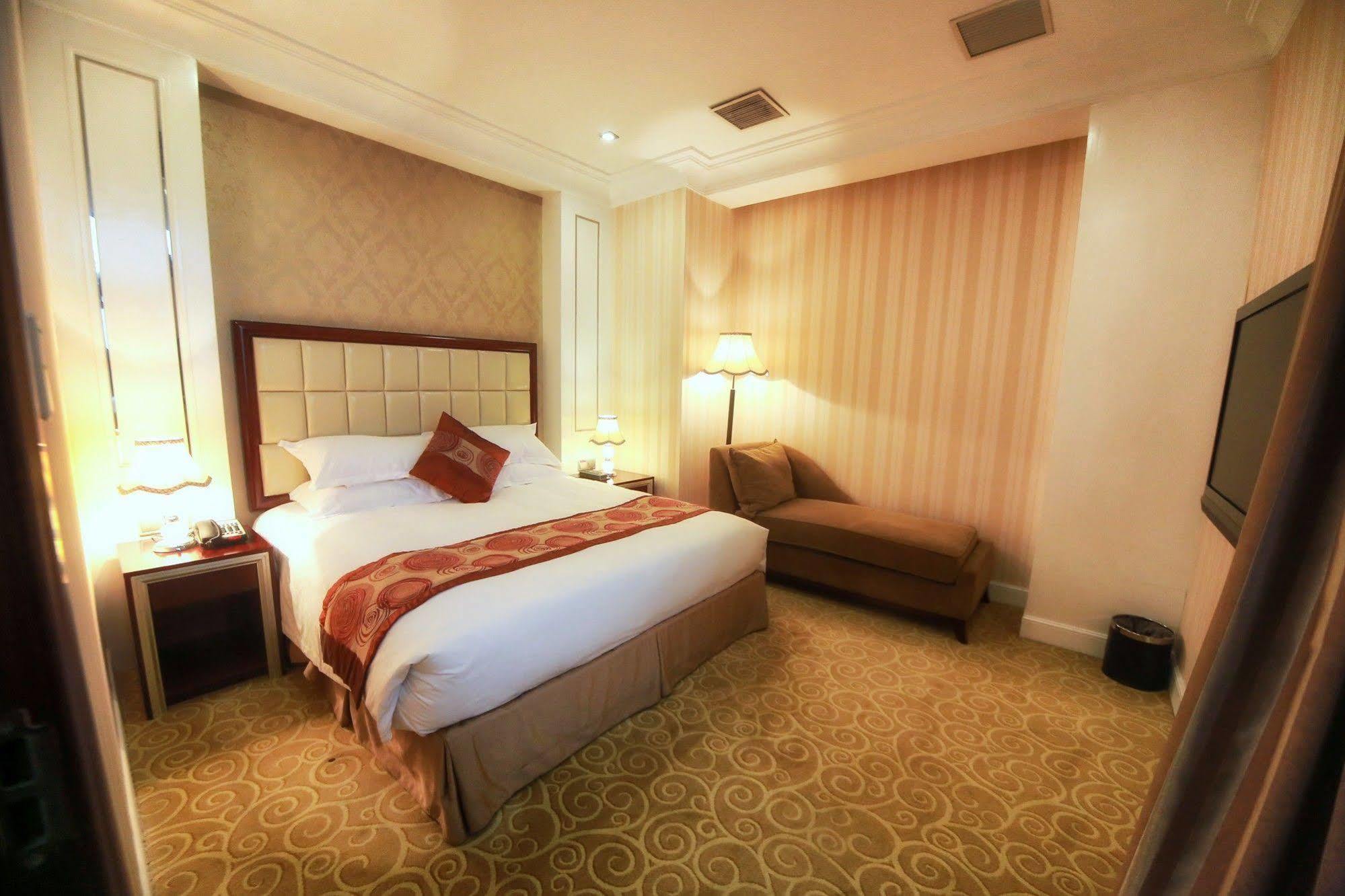 Ramada By Wyndham Pudong